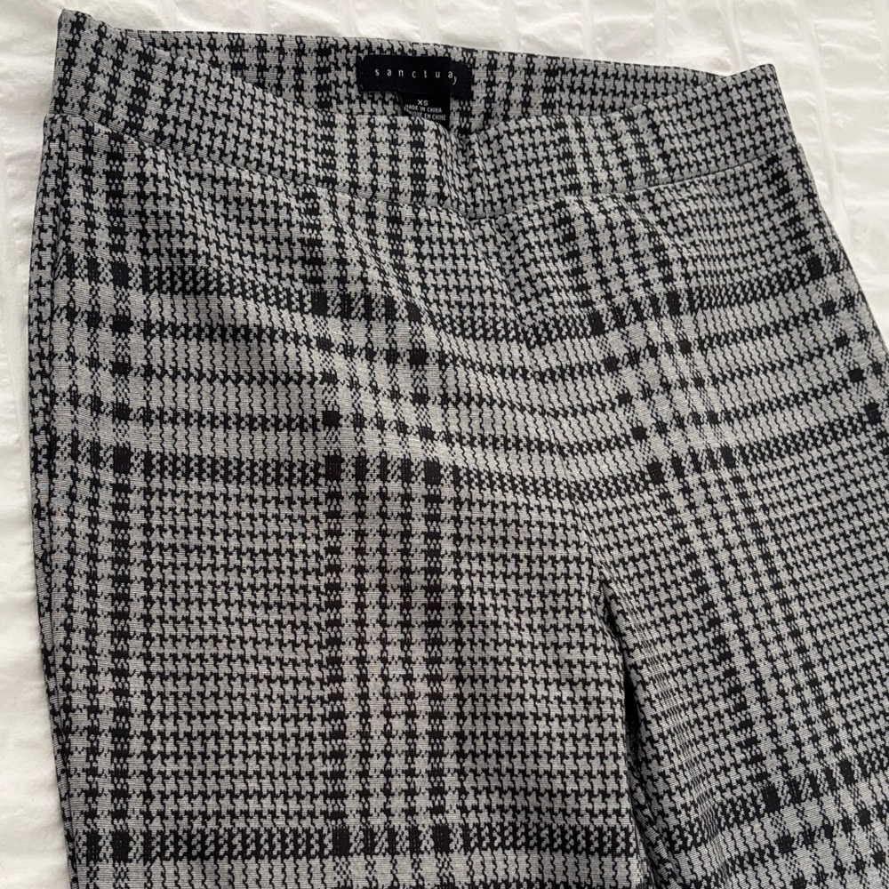 Sanctuary Stretch Black and Gray Plaid Straight Leg Pants